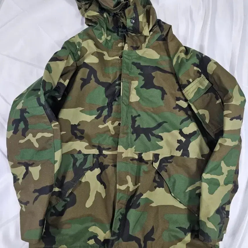 [BUNJANG] US Military Gore-Tex Field Jacket / 미군고어텍스야상