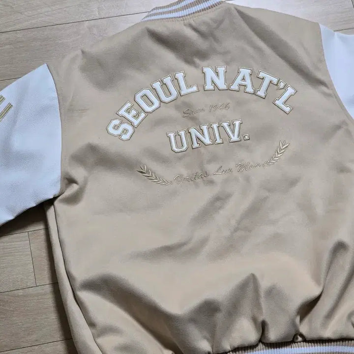 [BUNJANG] Seoul National University Varsity Jacket (M) / 서울대 과잠 학잠 m