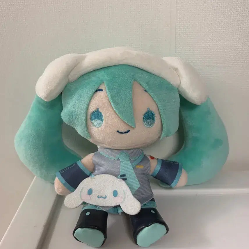 [BUNJANG] Piapro Cinnamoroll Miku Plush Doll / 피아프로 시나모롤 미쿠 인형