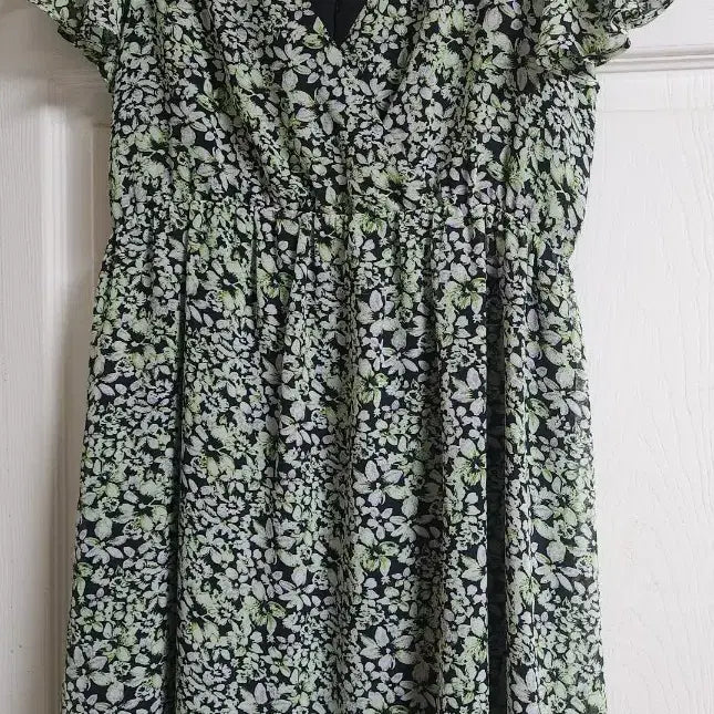 [BUNJANG] BCBG Floral Chiffon Midi Dress / BCBG 플라워 쉬폰 원피스
