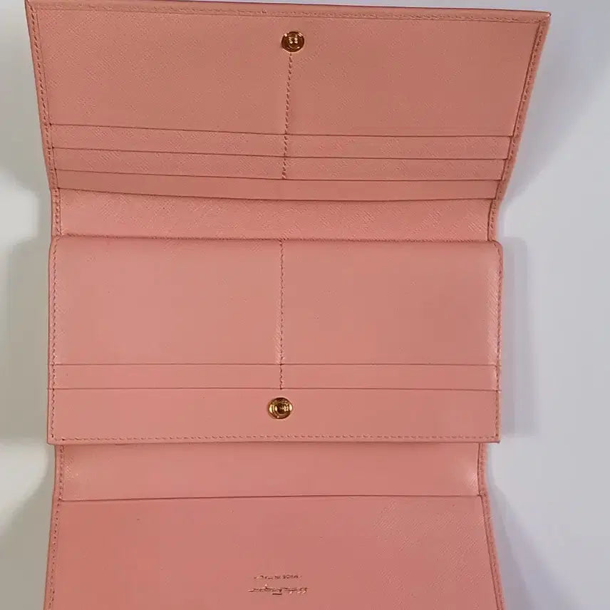 [BUNJANG] Salvatore Ferragamo Pink Long Wallet / (정품) 페라가모 핑크 장지갑