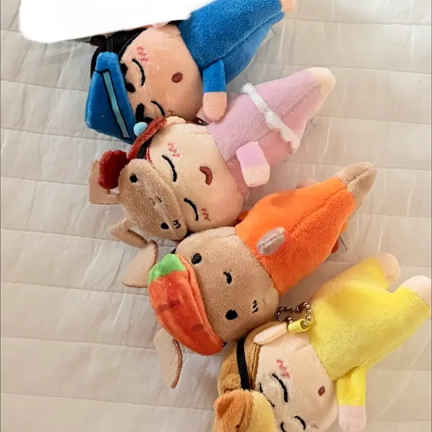 [BUNJANG] Crayon Shin-chan Pajamas Sleeping Rabbit Plushie Keychain Bundle Set / (새상품 일괄) 짱구 짱아 유리 토끼 잘자요 꿈나라 잠옷 인형 키링
