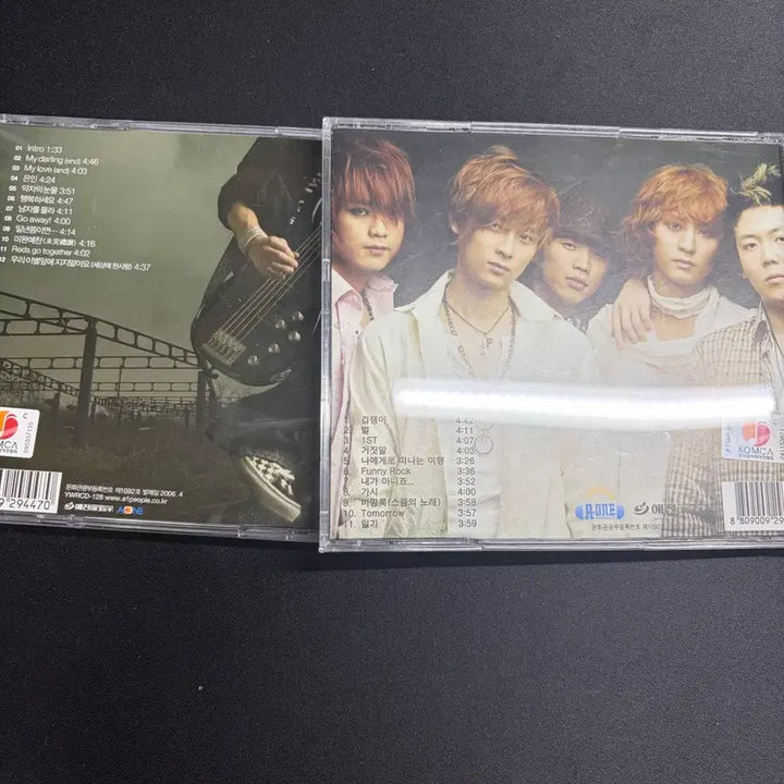 [BUNJANG] Buzz Min Kyung Hoon 2nd &amp; 3rd Album CD Set / 버즈(민경훈) 2집(Effect) 3집 (Perfect) 앨범 CD
