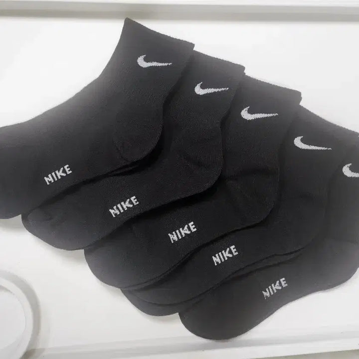 [BUNJANG] Nike Daily Socks (23-25cm) / 당일발송)나이키양말.데일리양말.23~25cm.