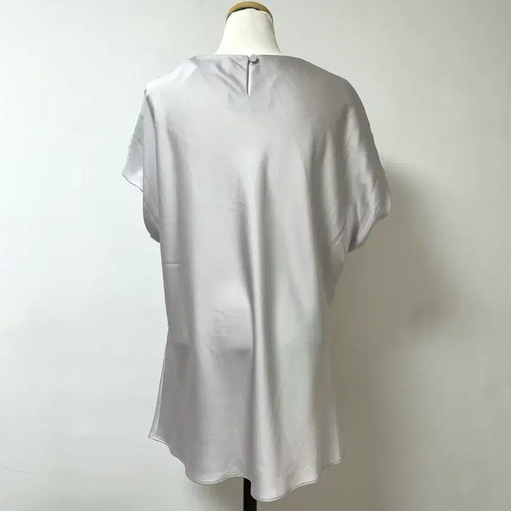 [BUNJANG] Olivia Hasler Satin Silver Blouse XL / 목걸이 새틴 실크 실버 블라우스 XL
