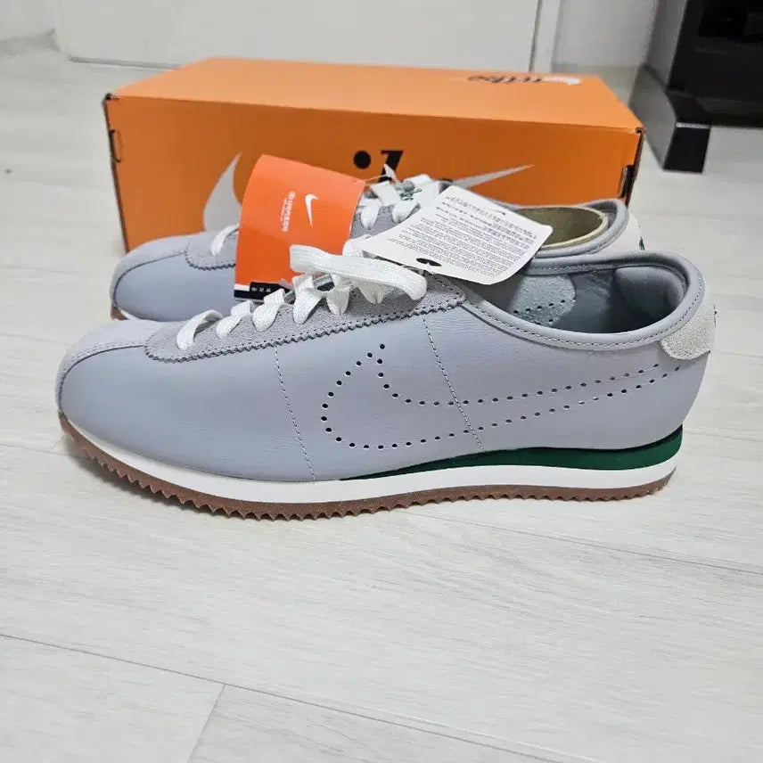 [BUNJANG] Nike Cortez LT Sneakers / 나이키 코르테즈 LT 246
