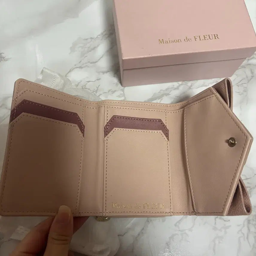 [SOLD OUT] 메종드플뢰르 리본 벨벳 지갑 양산형 스나계 양지뢰
