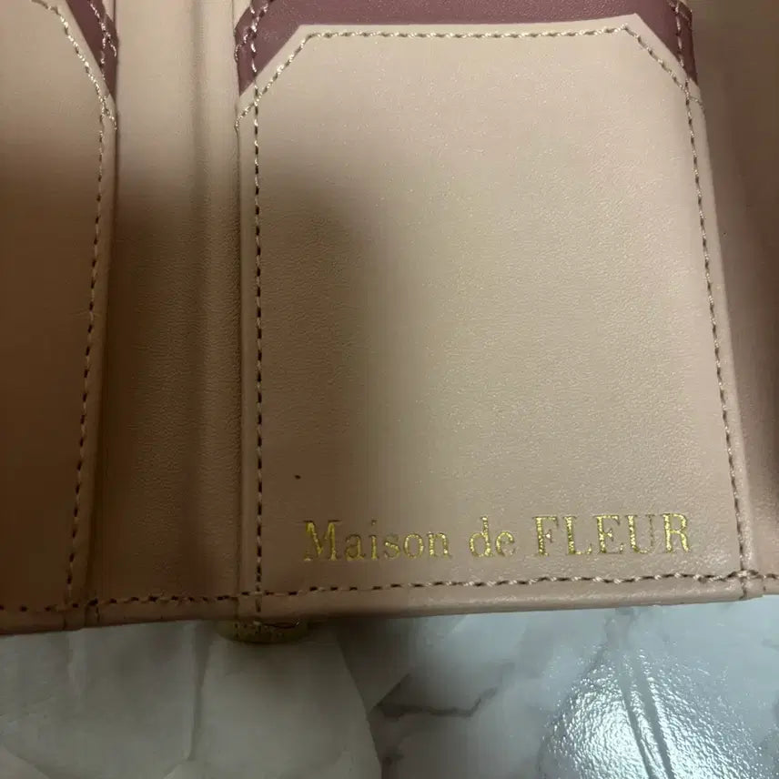 [SOLD OUT] 메종드플뢰르 리본 벨벳 지갑 양산형 스나계 양지뢰