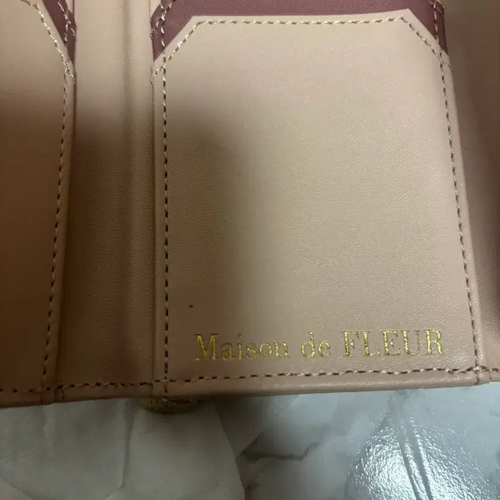 [SOLD OUT] 메종드플뢰르 리본 벨벳 지갑 양산형 스나계 양지뢰