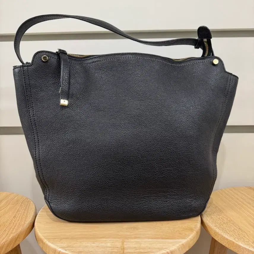 [BUNJANG] Sisley Genuine Leather Shoulder Bag / 시슬리 천연 소가죽 숄더백 가방