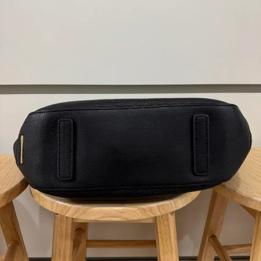 [BUNJANG] Sisley Genuine Leather Shoulder Bag / 시슬리 천연 소가죽 숄더백 가방