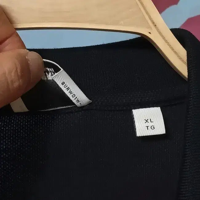 [SOLD OUT] (XL) 버버리 모노그램 피케 폴로 반팔티