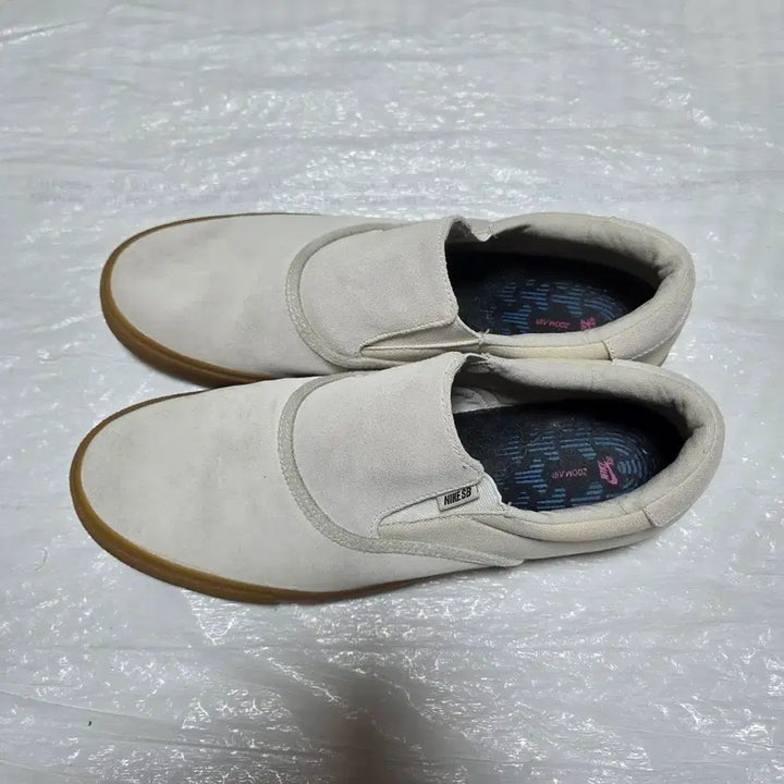 [BUNJANG] Nike SB Zoom Verona Slip-On Ivory Sneakers / [300] 나이키 SB 줌 베로나 슬립온 아이보리 스니커즈 운동화
