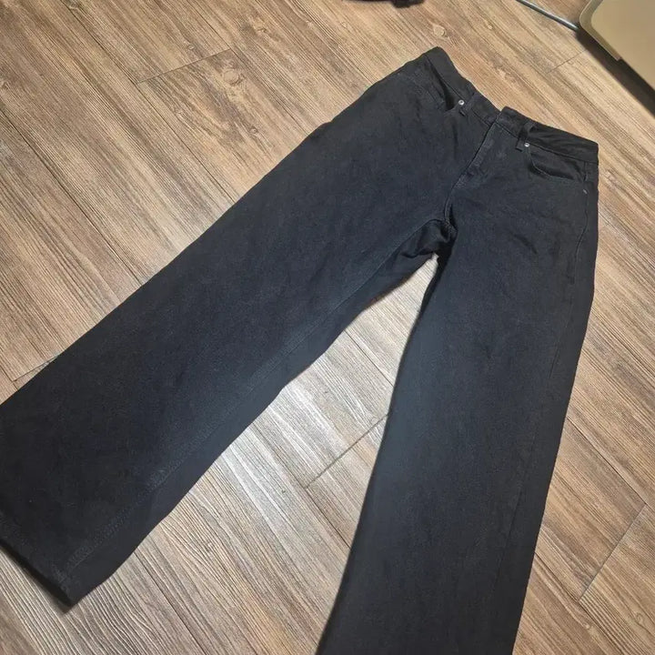 [BUNJANG] Musinsa Standard Straight Fit Black Denim Pants / (28~29) 무신사 스탠다드 일자핏 블랙데님 팬츠