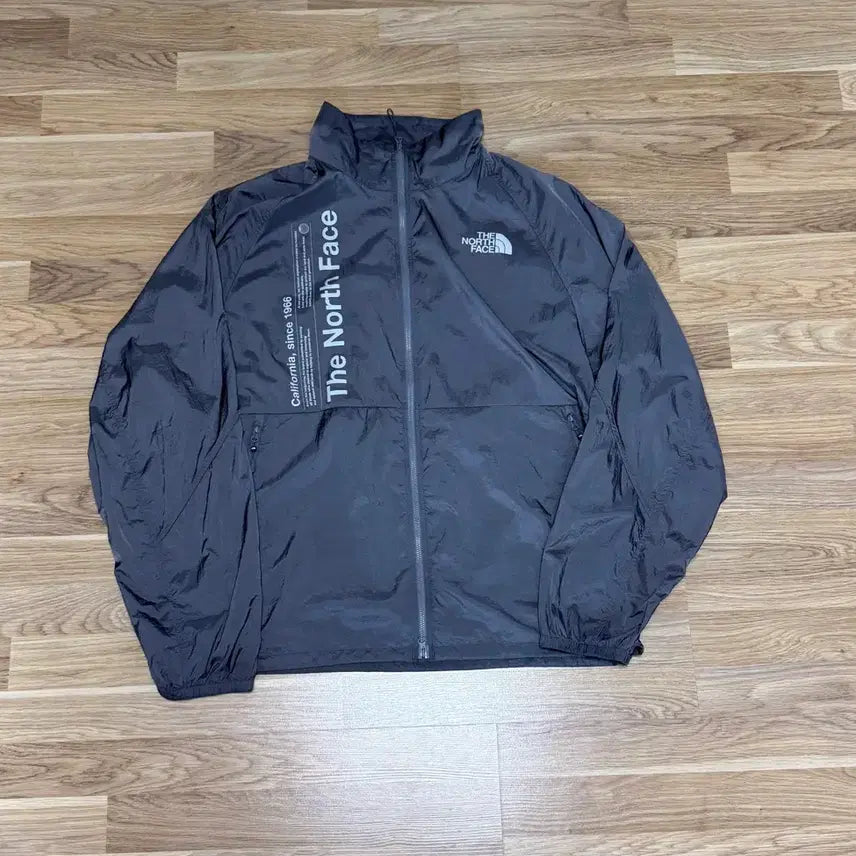 [BUNJANG] The North Face White Label Dome Logo Windbreaker Grey Size 110 / [새상품] 노스페이스 화이트라벨 돔 로고 바람막이 110 그레이