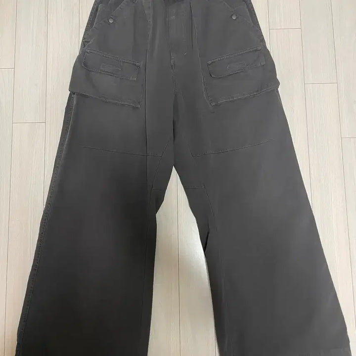 [SOLD OUT] (4) 폴리테루 프론트 카고 팬츠 1.2v 차콜/polyteru