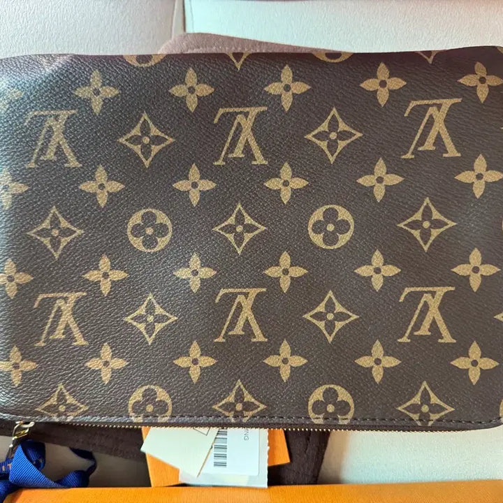 [BUNJANG] Louis Vuitton Etui Voyage PM Clutch Pouch / 루이비통 에튀보야주 pm 클러치 파우치 지갑