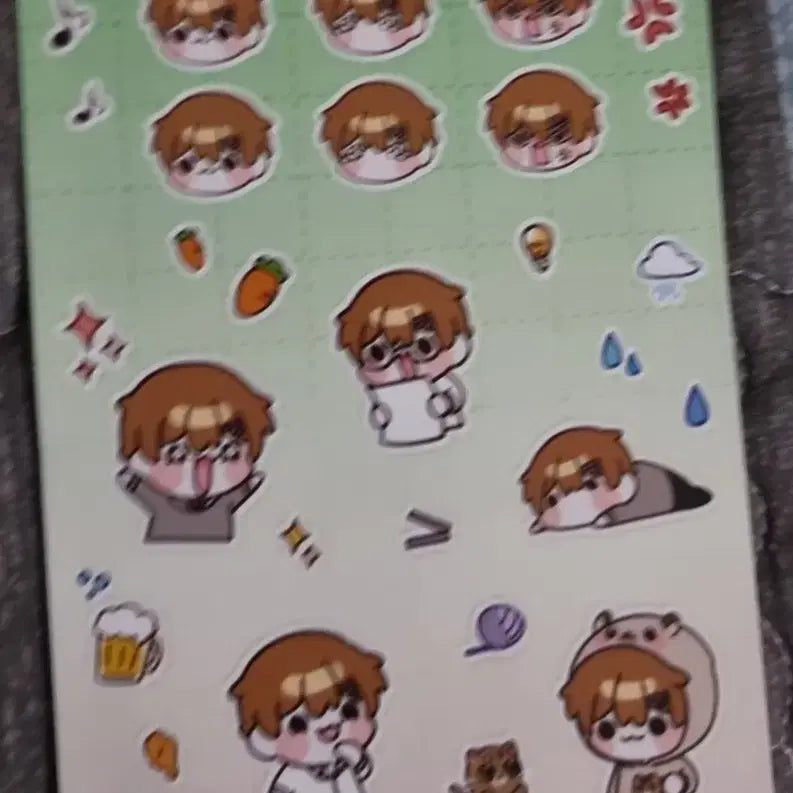 [SOLD OUT] 리레볼루션 스티커 팔아요!