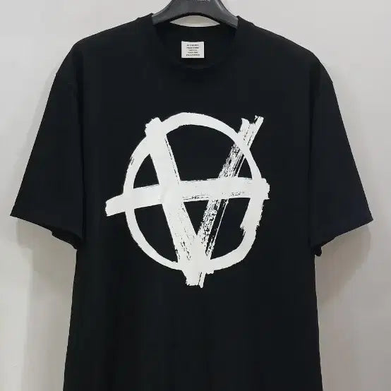 [BUNJANG] VETEMENTS Anarchy Short Sleeve T-Shirt / 베트멍 아나키  반팔티셔츠