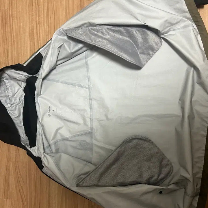 [BUNJANG] Goldwin Pertex Shield Jacket - Size 3 / 골드윈 퍼텍스 쉴드 자켓 / 3사이즈