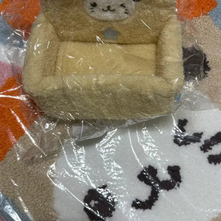 [BUNJANG] Wish The Hyundai Pop-up Rug &amp; Multi Tray / 위시 더현대 팝업 러그 , 멀티 트레이 유우시 버블냥 양도