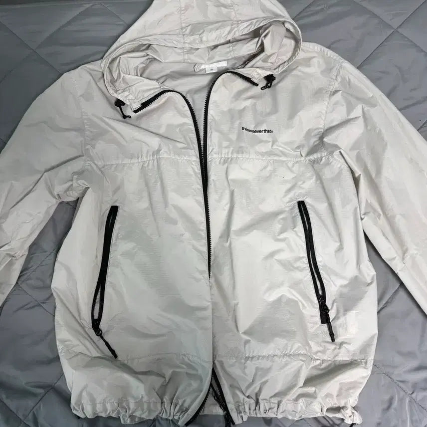 [BUNJANG] thisisneverthat T-Light Jacket Light Grey Windbreaker / thisisneverthat 티-라이트 자켓 라이트 그레이 바람막이