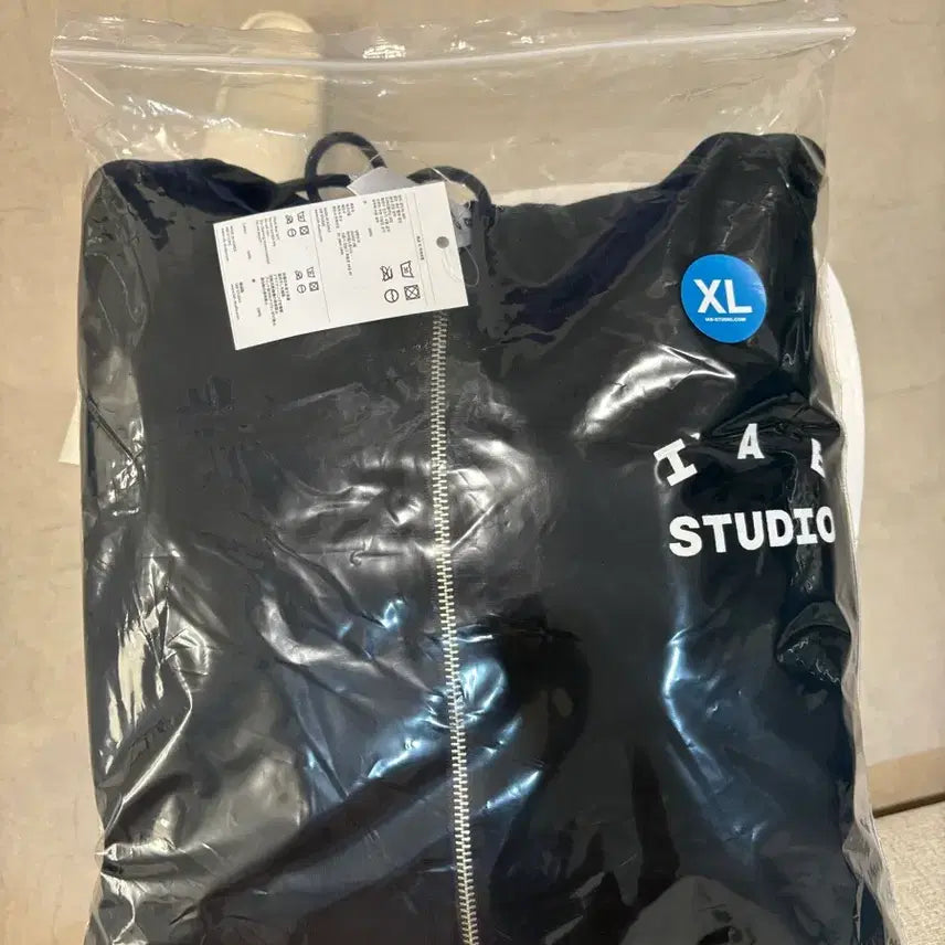 [BUNJANG] IAB Studio Black Zip-up Hoodie XL / [XL] 아이앱 스튜디오 후드 집업 블랙 새제품