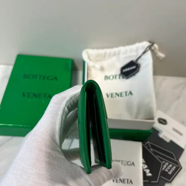 [BUNJANG] Bottega Veneta Flap Card Wallet / 보테가베네타 플랩 카드지갑