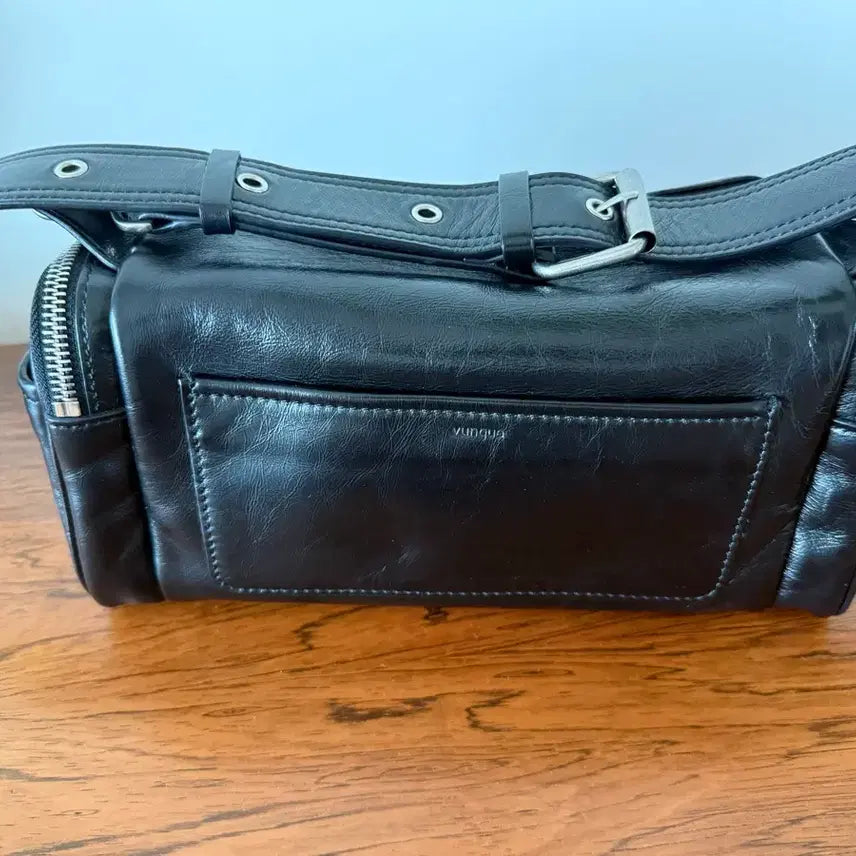 [BUNJANG] Vunque Perfect Multi Pocket Shoulder Bag Small Black / 분크 퍼펙 멀티 포켓 숄더 스몰 블랙