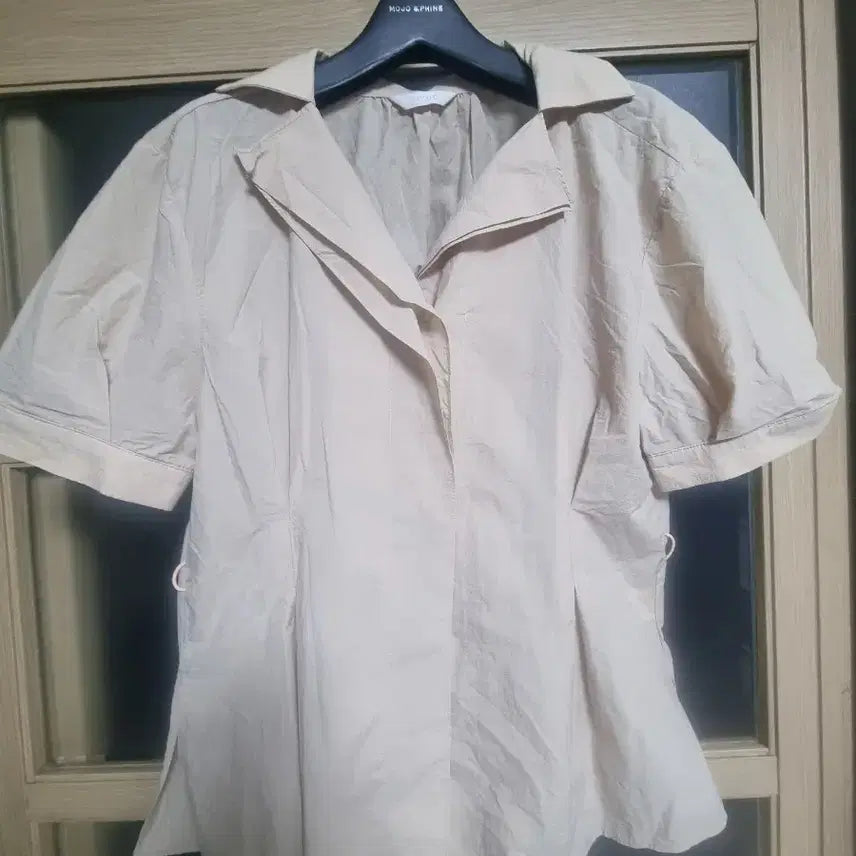 [BUNJANG] Ozoc Short Sleeve Blouse / ozoc반팔 브라우스s