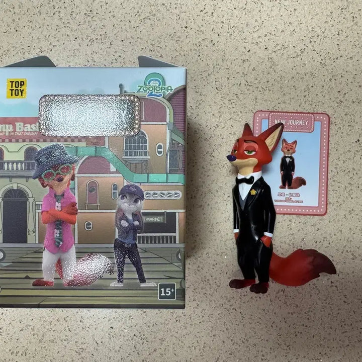 [SOLD OUT] 주토피아2 턱시도 닉 피규어