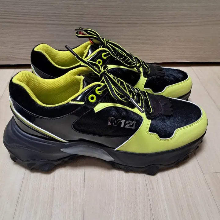 [BUNJANG] V12 Fringe Ugly Shoes Golf Shoes Size 250 / V12 프린지 Ugly Shoes 골프화. 사이즈 250