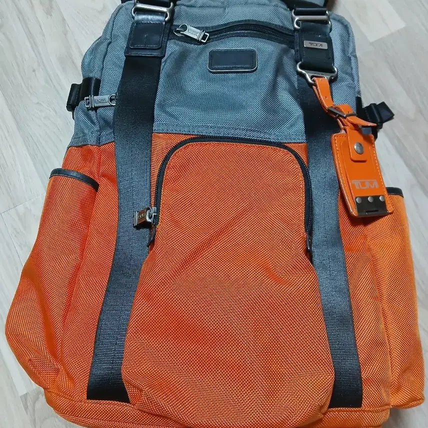 [BUNJANG] TUMI Lejeune Backpack Orange/Gray / TUMI 르준 백팩 오렌지 / 그레이