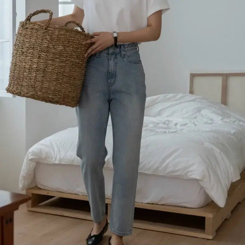 [BUNJANG] Nomallet Jacklyn Silket T-shirt / 노멜렛 Jacklyn silket t-shirt