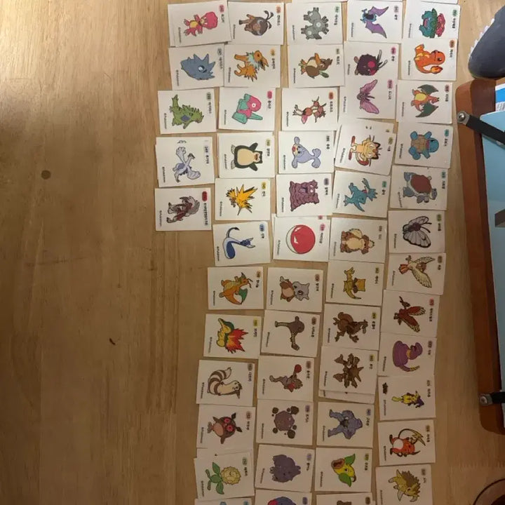 [BUNJANG] Pokemon Pikachu &amp; Rare Coil Card Set / 포켓몬카드(개별로도 팔아요ㅎ)/한개 빼고 완전 깨끗해요.