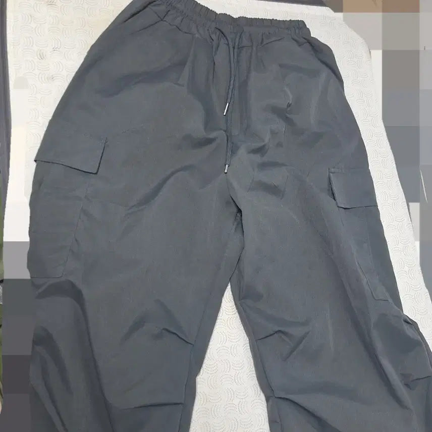 [BUNJANG] Gray Windbreaker Pants / 회색 바람막이 바지/헌옷처분
