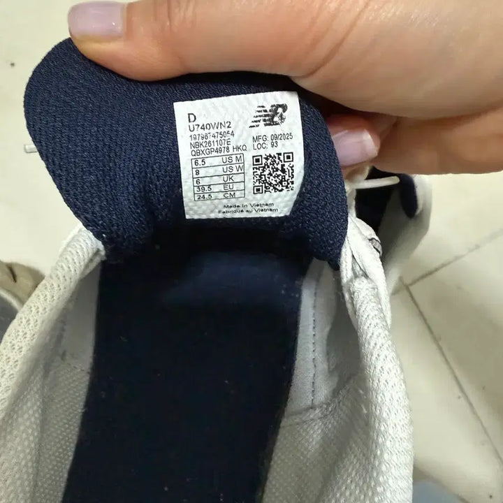 [BUNJANG] New Balance 740 Navy White Sneakers / 뉴발란스740 운동화 245
