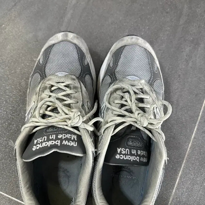 [BUNJANG] New Balance 993 Sneakers / 뉴발란스993 280