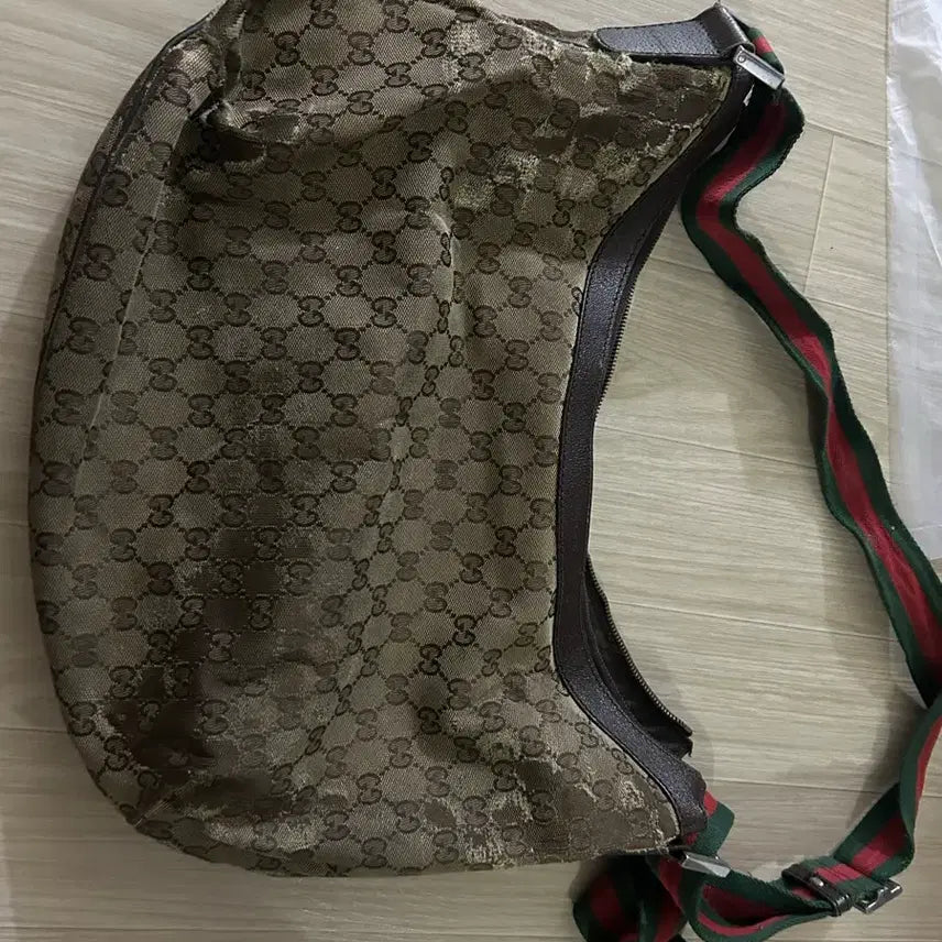 [BUNJANG] Gucci Crossbody Bag (For Parts) / 구찌 부품용으로