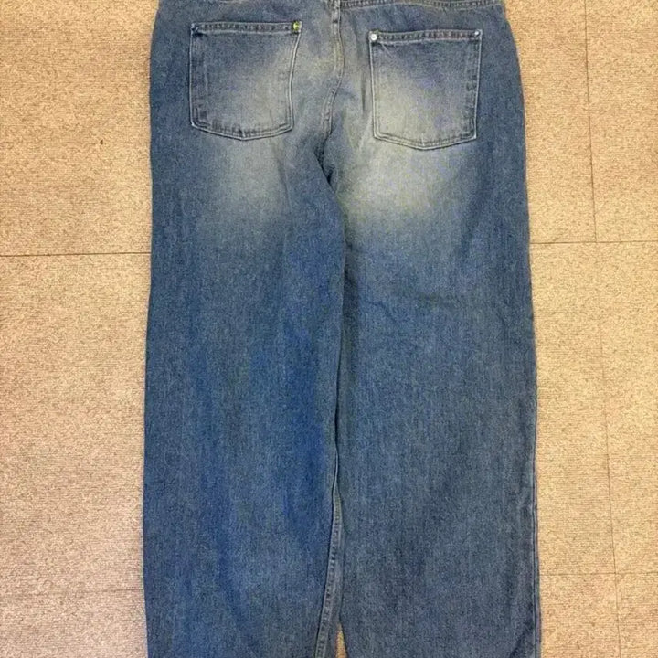 [BUNJANG] Wecanders Studded Denim Wide Pants XL / 위캔더스 스터드 데님 와이드 팬츠
