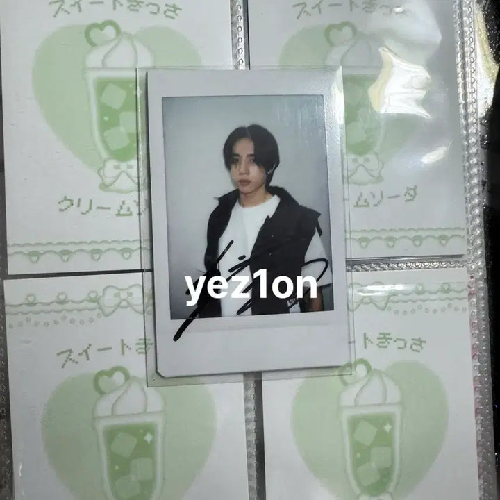 [BUNJANG] The Boyz Sunwoo Signed Polaroid / 더보이즈 선우 싸인 폴라로이드 양도