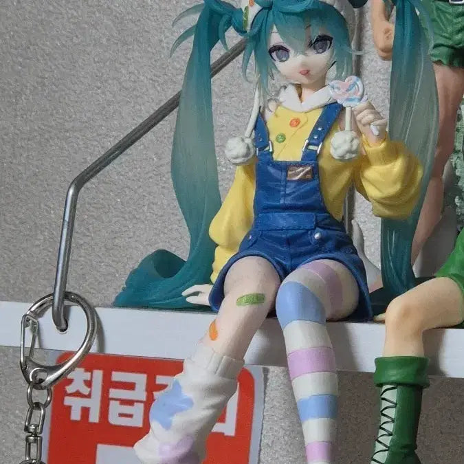 [BUNJANG] Hatsune Miku Noodle Stopper Figure Lollipop Version / 미쿠 누들스터퍼 롤리팝