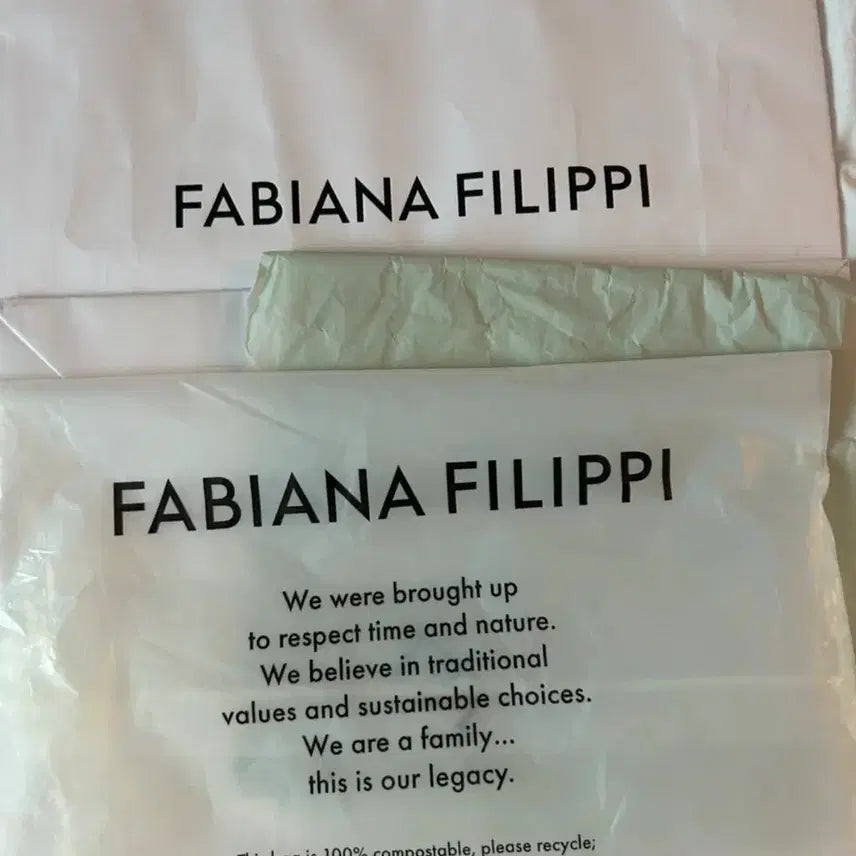 [BUNJANG] Fabiana Filippi Sequin Knit Sweater / 파비아나필리피 시퀸 니트 (택달린 완전 새것) it44