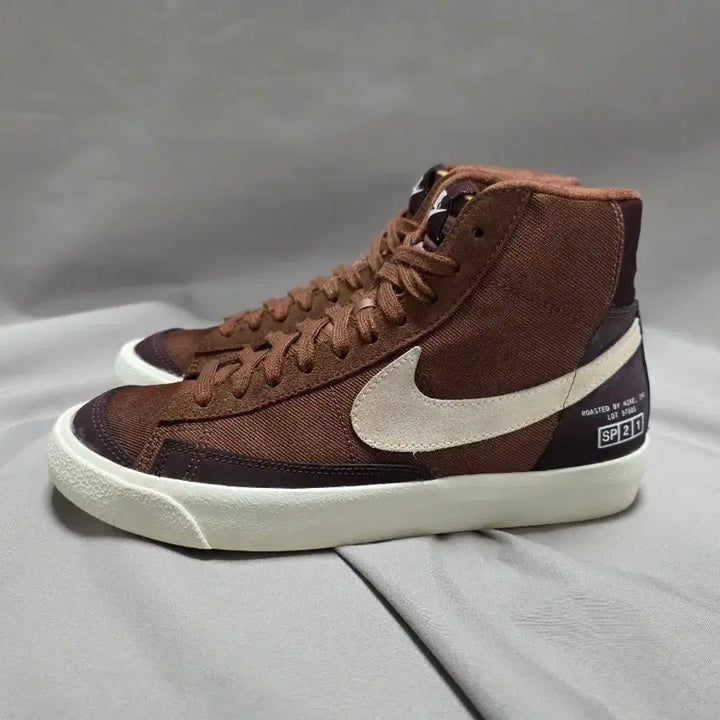 [BUNJANG] Nike Blazer Mid &
