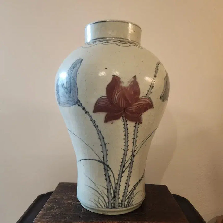 [SOLD OUT] 고아한 기품의 청화동화연화문백자 매병