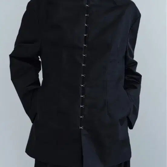 [BUNJANG] Oveheden Round Neck Hook Jacket / 오브헤덴 라운드 넥 후크 자켓