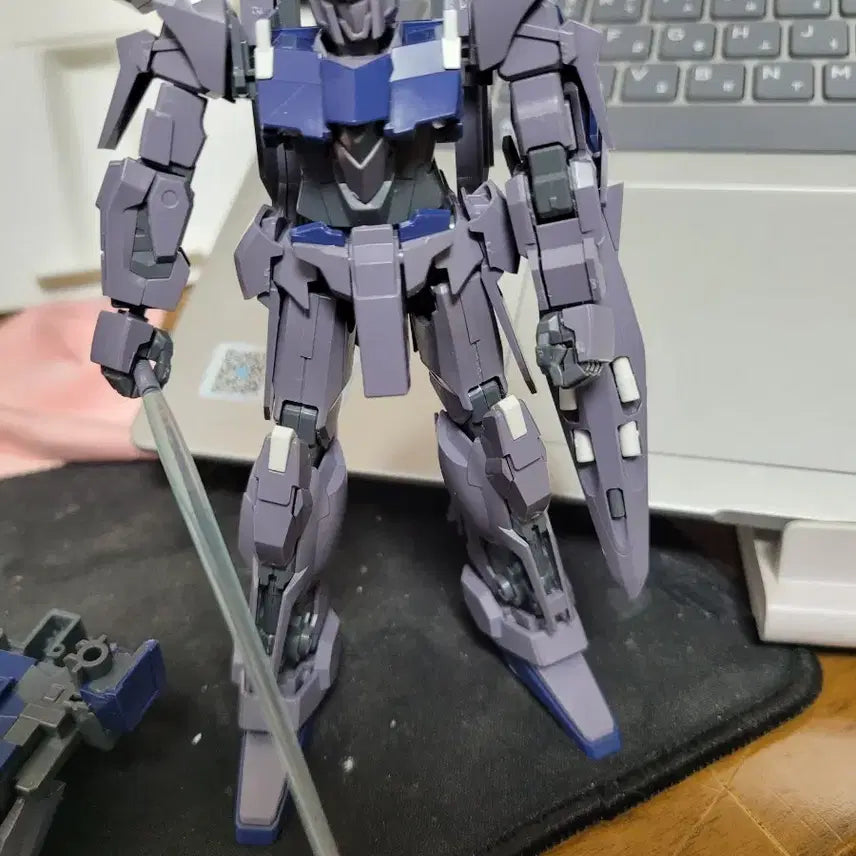 [SOLD OUT] HGUC 1/144 건담 델타 플러스
