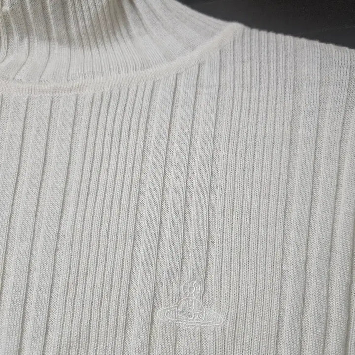 [BUNJANG] Vivienne Westwood Ivory Ribbed Polo Knit Sweater / 비비안웨스트우드 아이보리 골지 폴라 니트