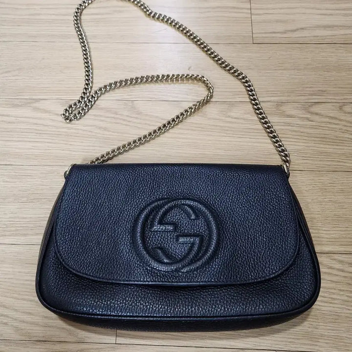 [BUNJANG] Gucci Soho Interlocking Tassel Chain Crossbody Bag Black Calf Leather (Model: 536224) / GUCCI 구찌 소호 인터로킹 테슬 체인 크로스백 (모델: 536224)