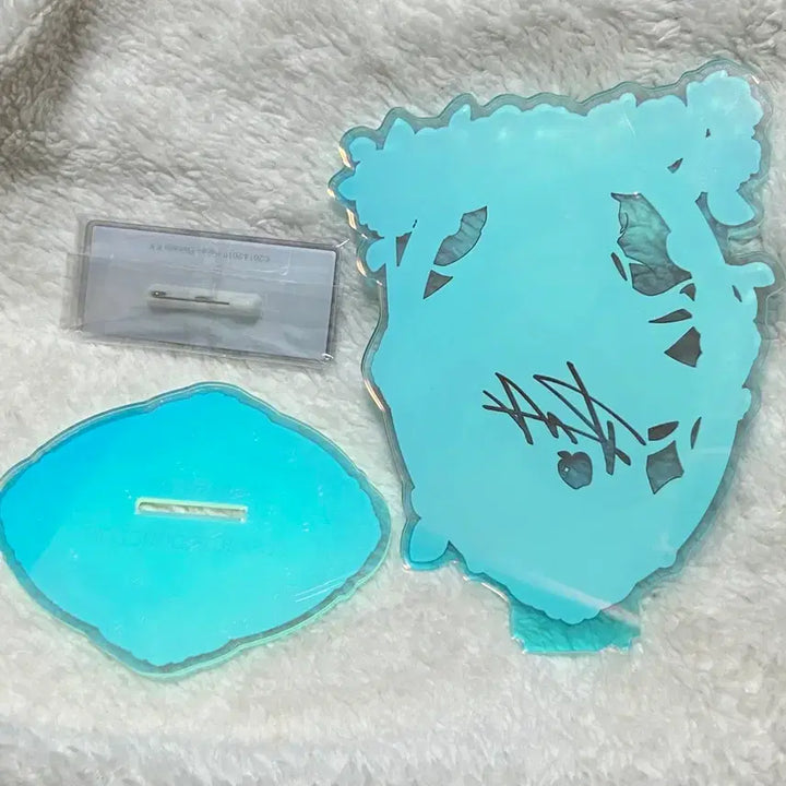 [BUNJANG] Ensemble Stars Nagisa Acrylic Stand and Badge Bundle / 앙상블스타즈 나기사 아크릴스탠드 뱃지 일괄